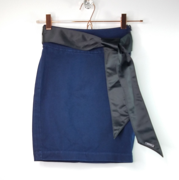 Guess high waist denim skirt - Picture 9 of 12